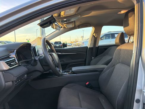 Used 2025 Toyota Camry LE FWD image 13