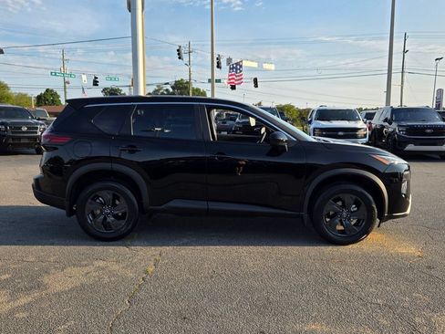 New 2026 Nissan Rogue SV FWD image 12