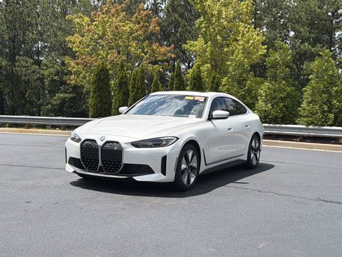 Used 2023 BMW i4 eDrive40 w/ Premium Package RWD image 13