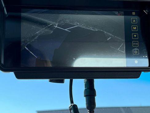 Used 2024 Isuzu NPR image 23