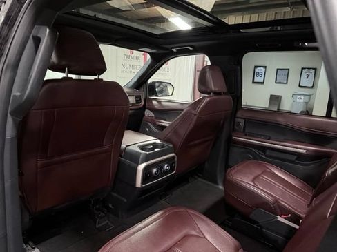 Used 2024 Ford Expedition Limited AWD/4WD image 11
