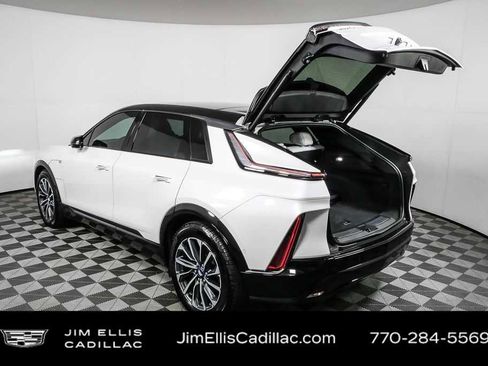 Certified 2024 Cadillac Lyriq Sport image 33