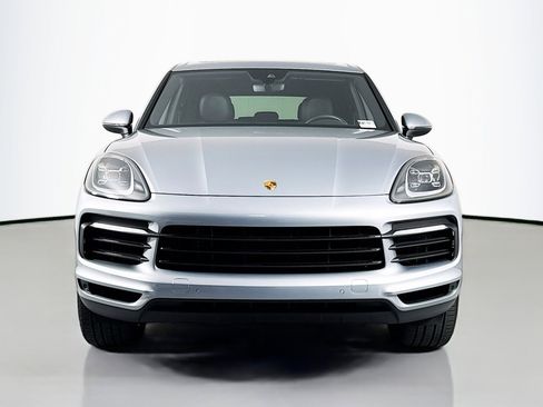Used 2023 Porsche Cayenne Platinum Edition AWD/4WD image 2