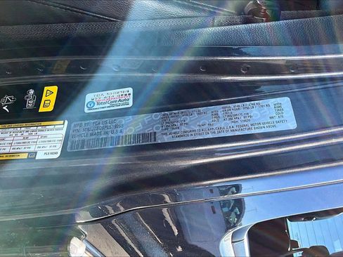 Used 2023 Jeep Gladiator Mojave w/ Cold Weather Group image 20