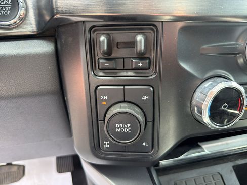 Certified 2024 Ford F350 Lariat AWD/4WD image 24