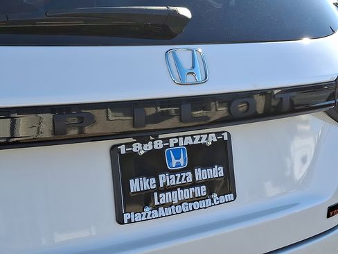 Used 2023 Honda Pilot TrailSport image 31