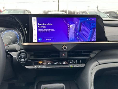 Used 2024 Toyota Crown XLE image 23