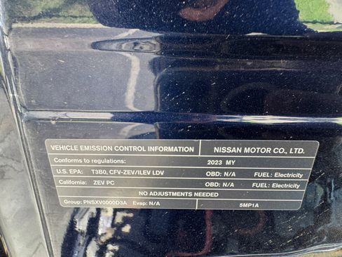 Used 2023 Nissan Ariya AWD image 18