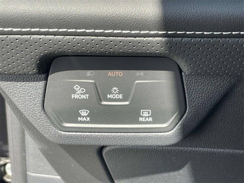 Used 2025 Volkswagen Atlas SEL Premium R-Line AWD/4WD image 23