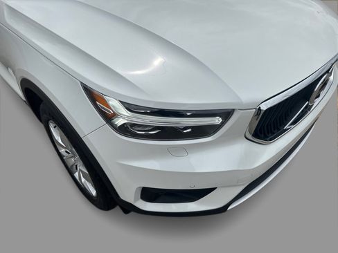Used 2022 Volvo XC40 T5 Momentum AWD/4WD image 34