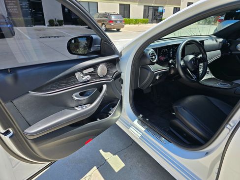Used 2022 Mercedes-Benz E 350 RWD Sedan image 17
