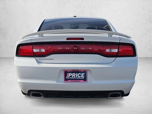 Used 2014 Dodge Charger SXT Plus image 7