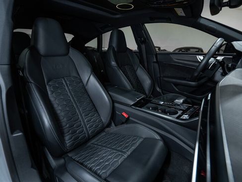 Used 2021 Audi RS 7 Sportback w/ Carbon Optic Package AWD/4WD image 35
