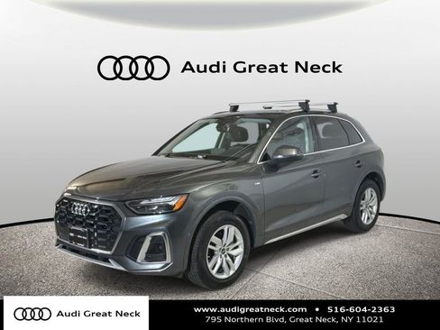 Used 2023 Audi Q5 2.0T Premium w/ Convenience Package AWD/4WD image 1