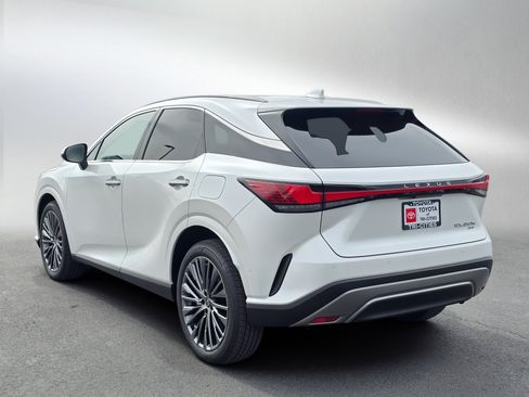 Used 2026 Lexus RX 450h Luxury w/ Convenience Package image 3