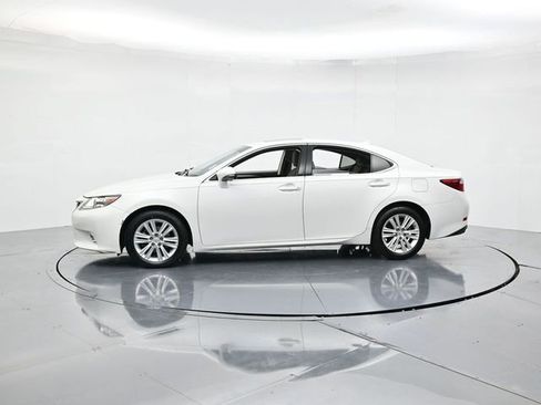 Used 2013 Lexus ES 350 w/ Premium Pkg image 6