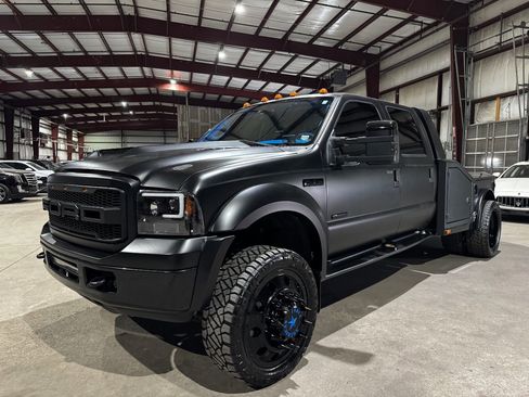 Used 2007 Ford F550 4x4 Crew Cab Super Duty image 9