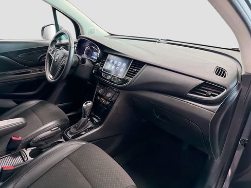 Used 2018 Buick Encore Preferred image 26