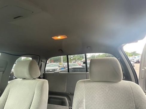 Used 2005 Toyota Tacoma 2WD Access Cab image 12