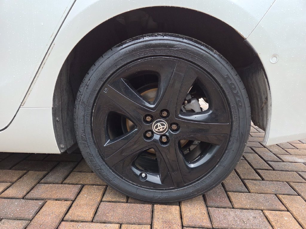 Used 2021 Toyota Prius FWD image 19