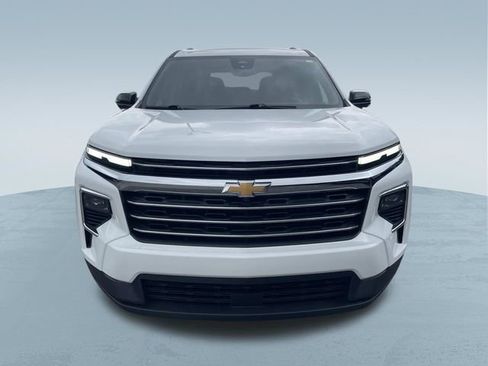 Used 2024 Chevrolet Traverse LT FWD image 10