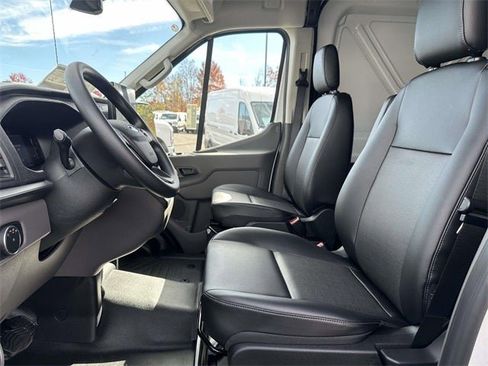 New 2026 Ford Transit 250 148 Medium Roof image 9