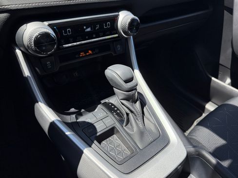 Used 2025 Toyota RAV4 XLE FWD image 13
