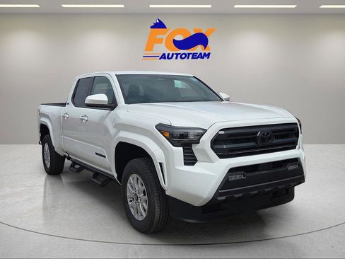 New 2026 Toyota Tacoma SR5 AWD/4WD image 6