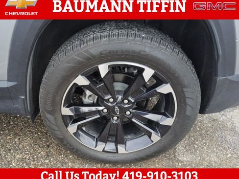 Used 2025 Chevrolet Equinox RS w/ Safety and Technology Package FWD image 4