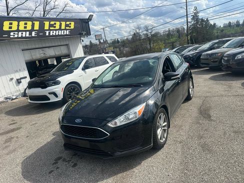 Used 2017 Ford Focus SE image 5