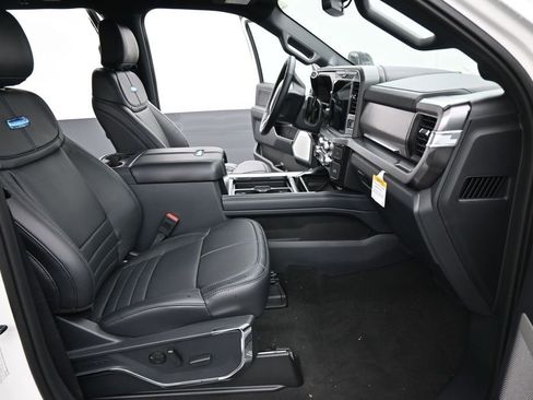 New 2026 Ford F250 Platinum AWD/4WD image 11