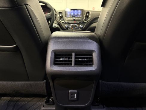 Used 2024 Chevrolet Equinox RS w/ RS Leather Package FWD image 16