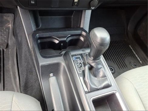 Used 2019 Toyota Tacoma SR image 16