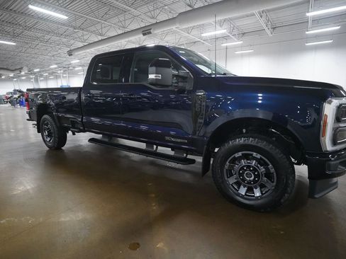 Used 2024 Ford F350 Lariat w/ Lariat Ultimate Package AWD/4WD image 34