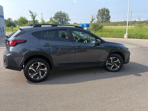 Used 2024 Subaru Crosstrek 2.0i Premium AWD/4WD image 6