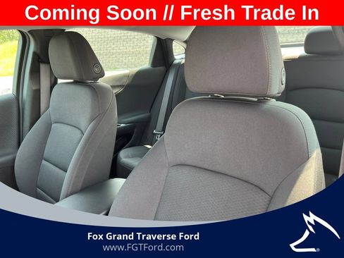 Used 2024 Chevrolet Malibu RS FWD image 11