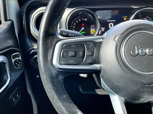 Used 2021 Jeep Wrangler Unlimited Rubicon 4xe w/ Cold Weather Group AWD/4WD image 24