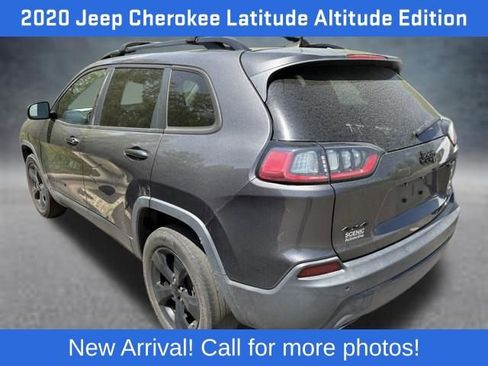Used 2020 Jeep Cherokee Latitude Plus image 6