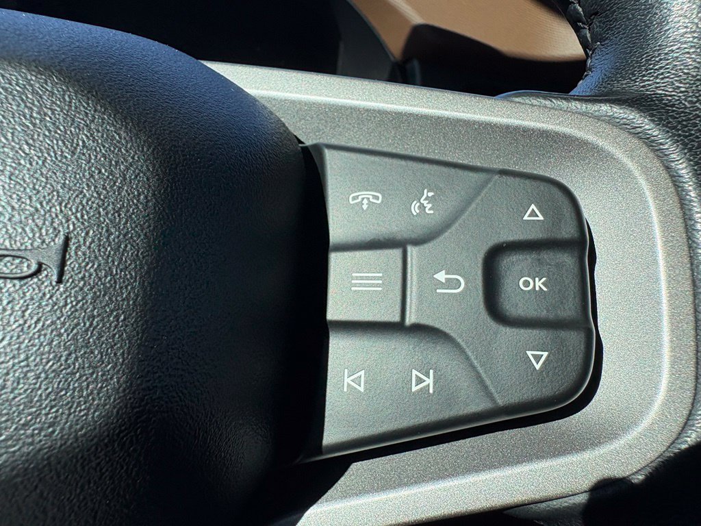 Used 2024 Ford Bronco Outer Banks AWD/4WD image 34