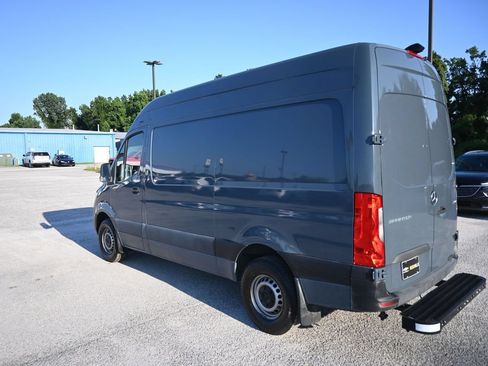 Used 2019 Mercedes-Benz Sprinter 144 image 1