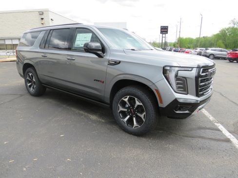 New 2026 GMC Yukon XL AT4 AWD/4WD image 1