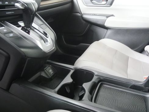 Used 2019 Honda CR-V Touring image 22