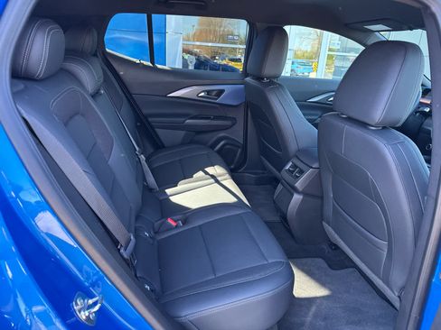 Used 2024 Chevrolet Equinox EV LT w/ Active Safety Package 3 FWD image 5