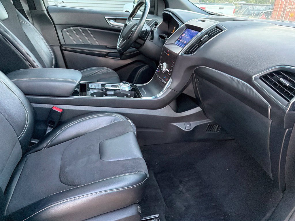 Used 2020 Ford Edge ST w/ Equipment Group 401A AWD/4WD image 12