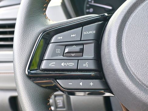 Used 2025 Subaru Forester Sport image 31