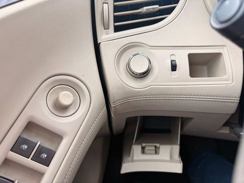 Used 2016 Buick LaCrosse Leather FWD image 16