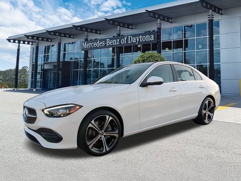 Used 2025 Mercedes-Benz C 300 Sedan image 8