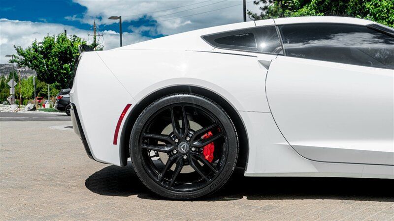 Used 2015 Chevrolet Corvette Stingray Coupe w/ 2LT Preferred Equipment Group RWD image 12