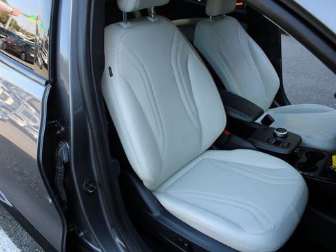 Used 2021 Ford Mustang Mach-E Premium image 35