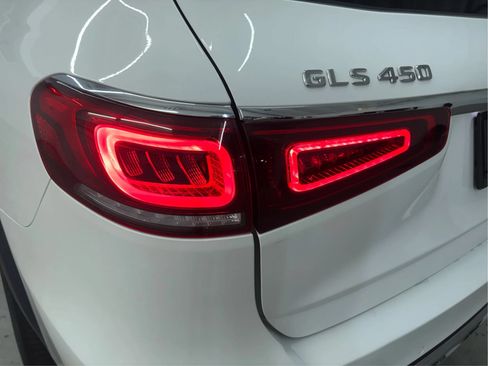 Used 2022 Mercedes-Benz GLS 450 4MATIC image 33